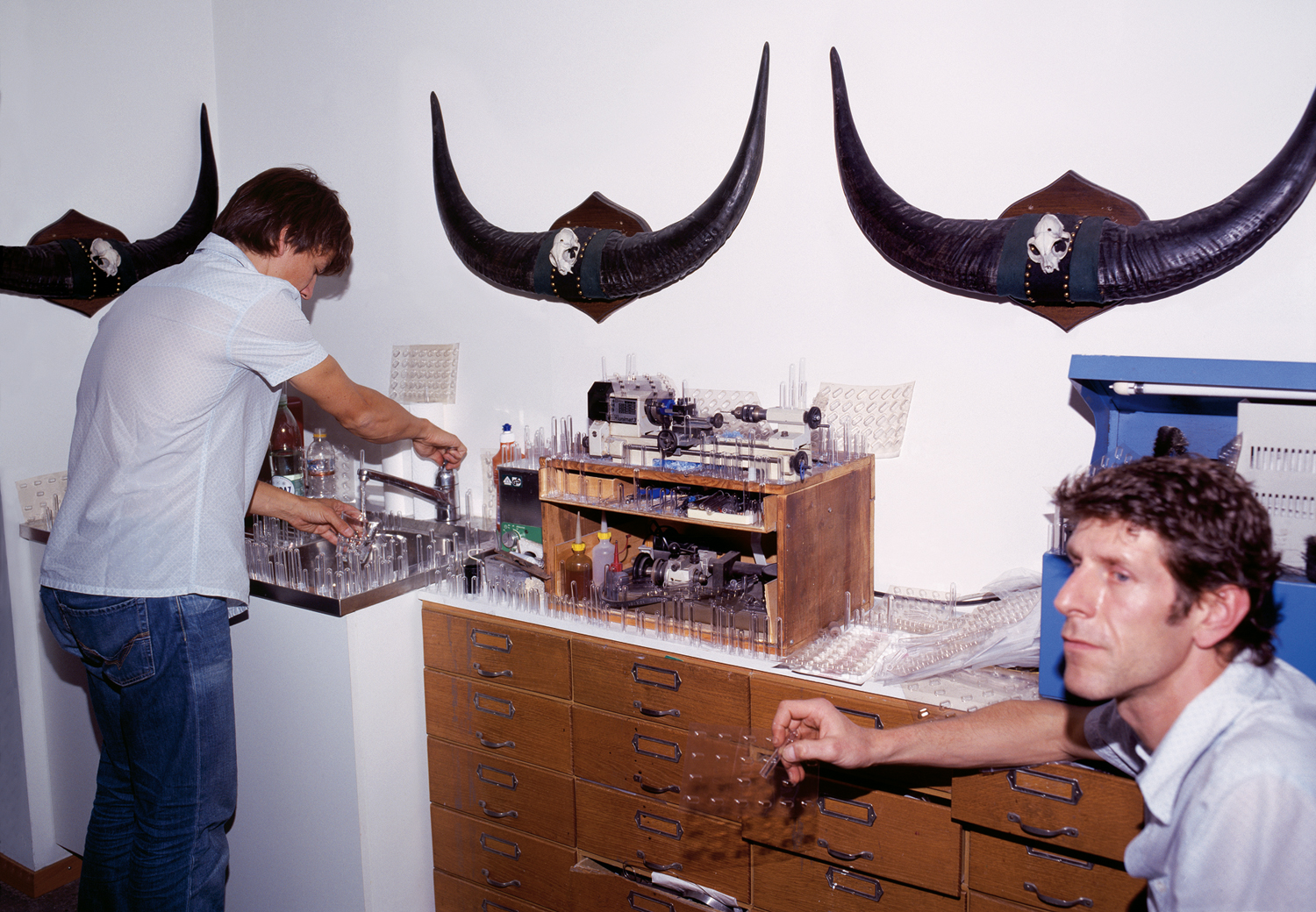 André Schweiger und Raoul Schweizer in ihrem Atelier