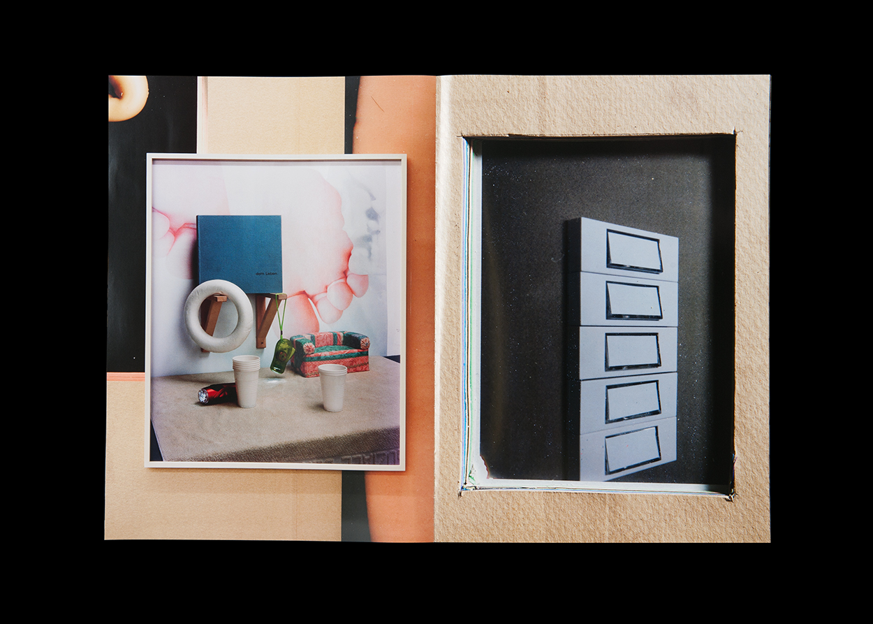 Eine Auswahl von Publikationen veröffentlicht in seinem Verlag Kodoji Press