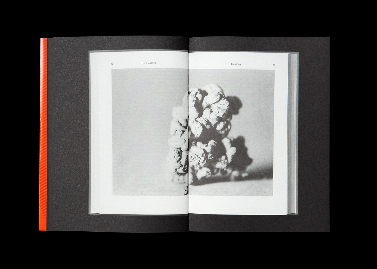 Eine Auswahl von Publikationen veröffentlicht in seinem Verlag Kodoji Press