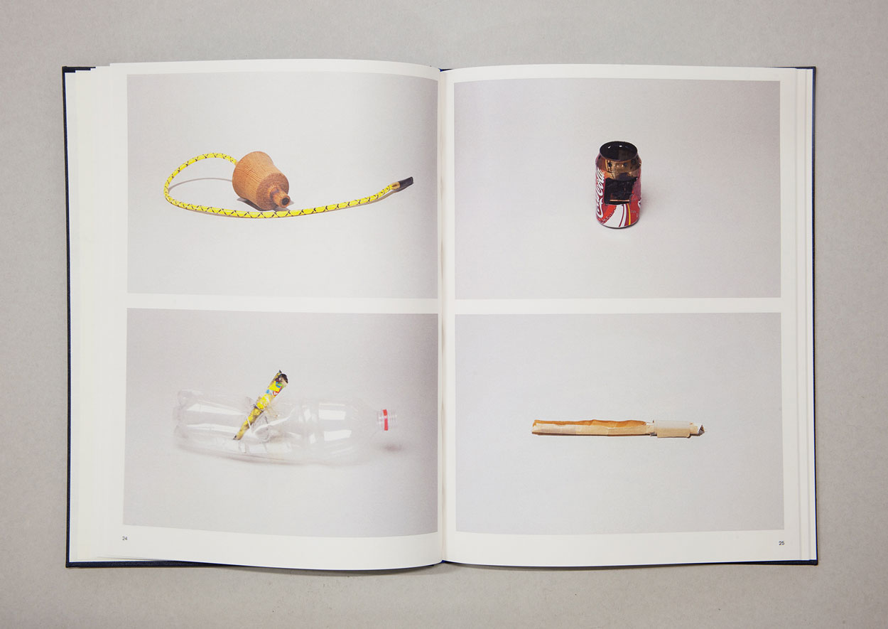 « Confiscated », Fotoserie, Diplomarbeit