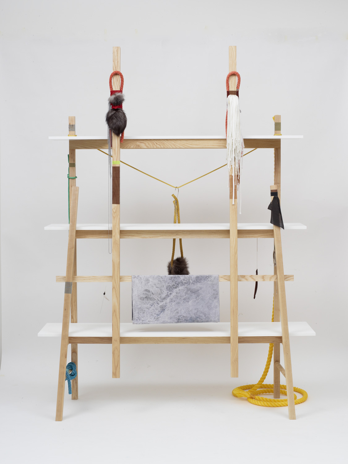 « Vopnafjörður», ein fortlaufendes Experiment zu Details, Anordnungen und Objekten