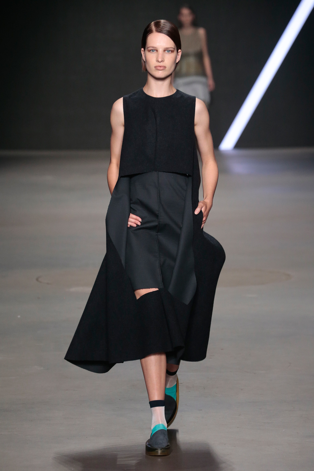 #1, Frauenkollektion und Accessoires, Diplomarbeit