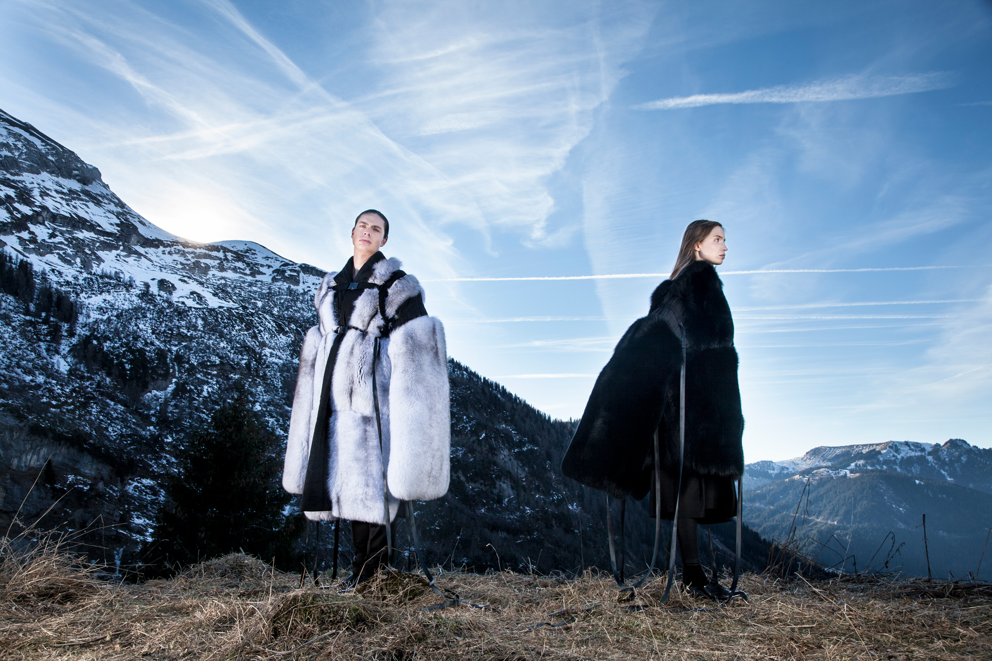 Ohne Titel (Auswahl von Kleidern), 2017