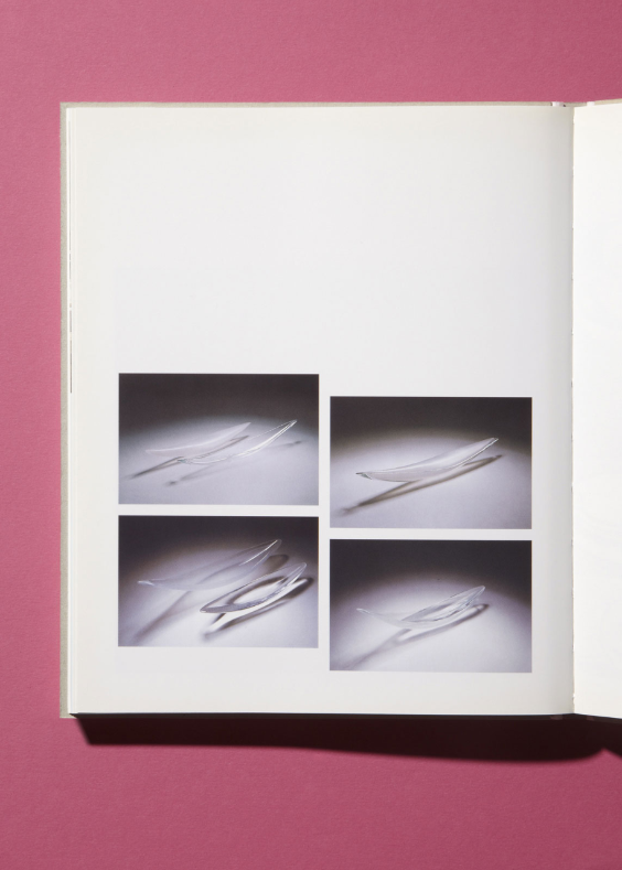 Les objets réalisés en verre soufflé sont des objets creux, vides, légers.