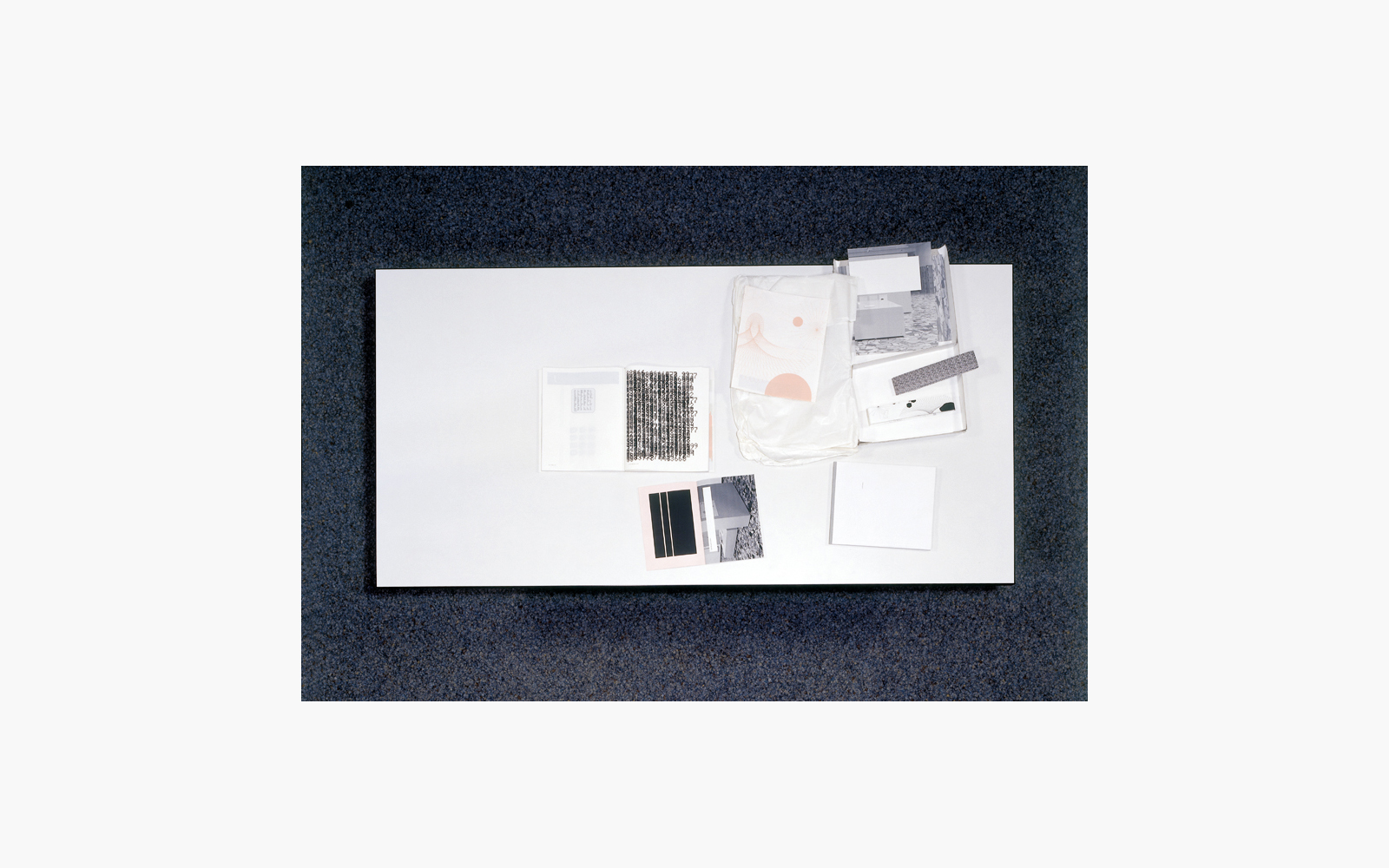 '26 Chiffresysteme. Eine visuelle Untersuchung zum Thema Kryptologie'