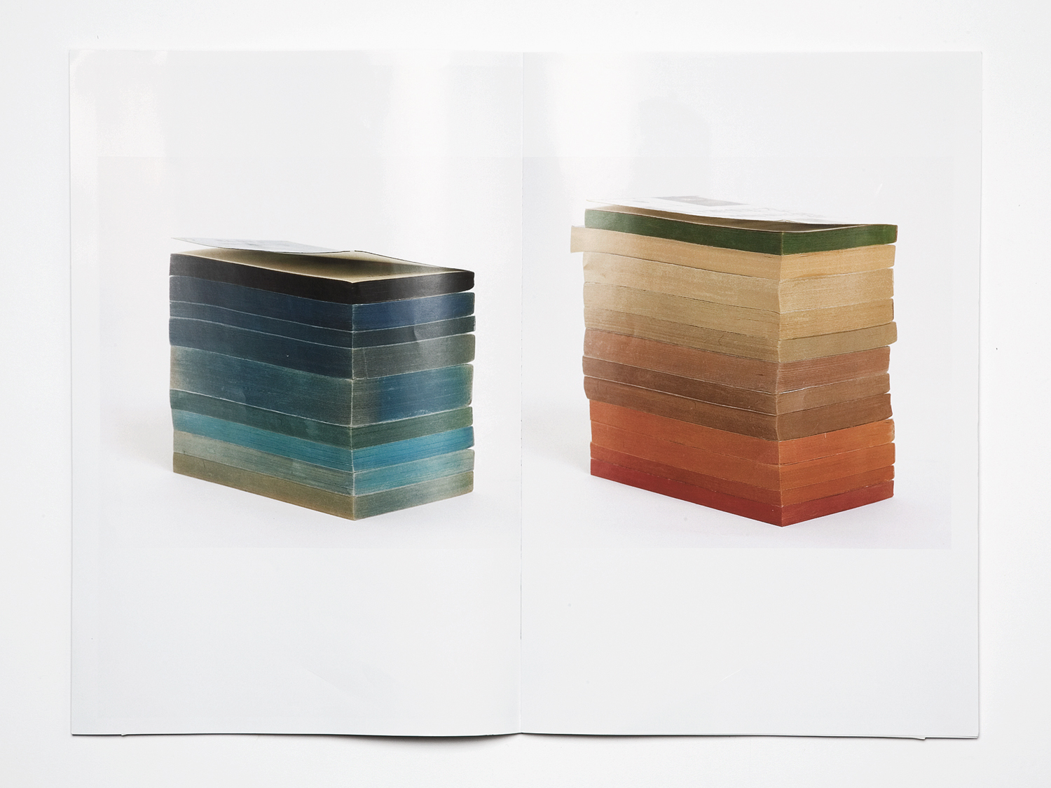 'Mise en pages, Mise en cage'