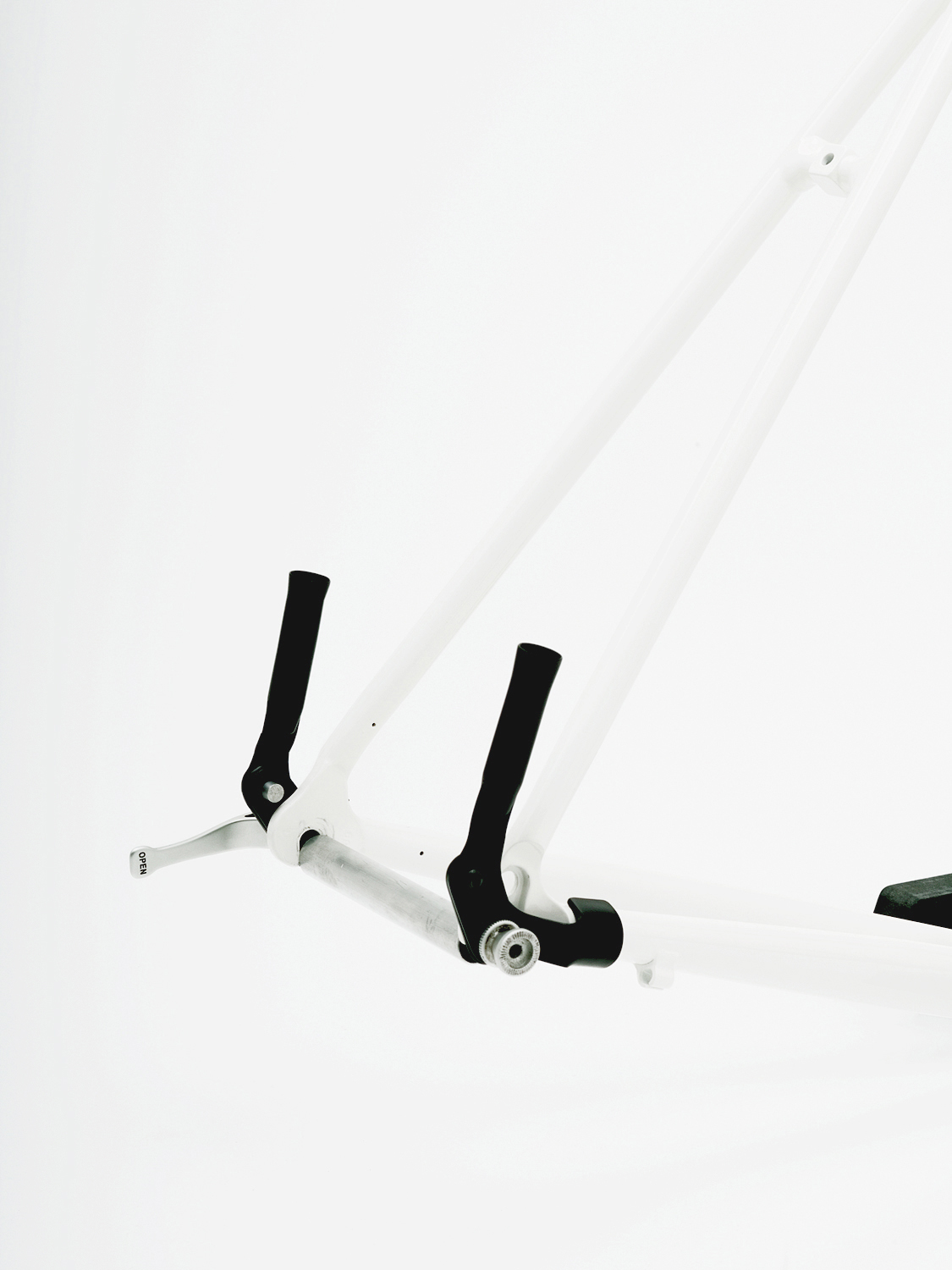 'LOC+', light and safety lock for bicycles