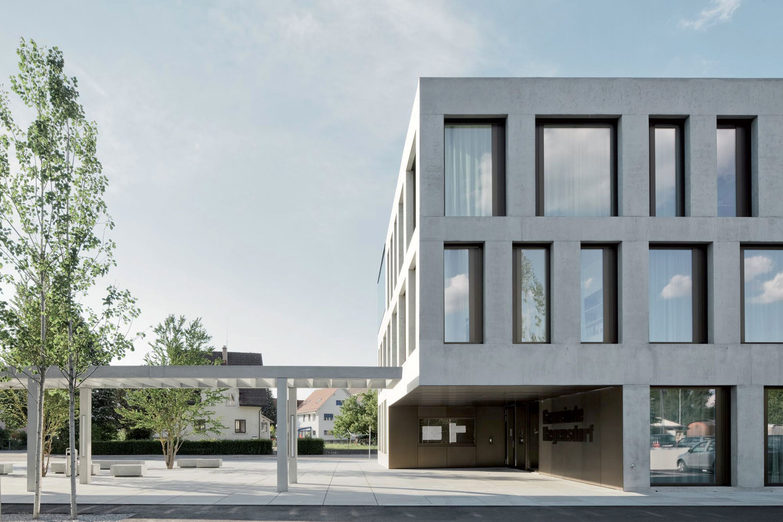 Municipal administration, Regensdorf (2011)