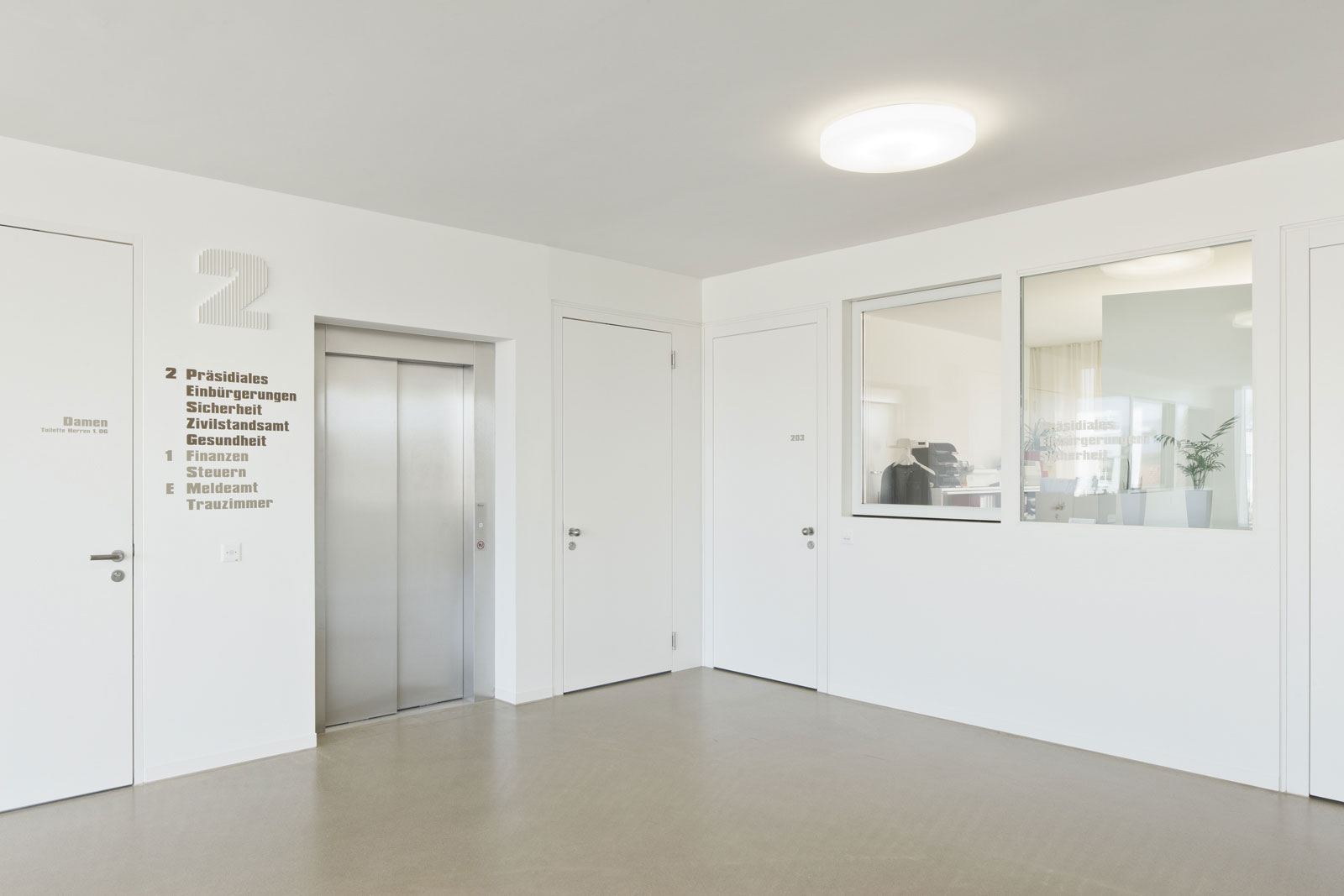 Municipal administration, Regensdorf (2011)