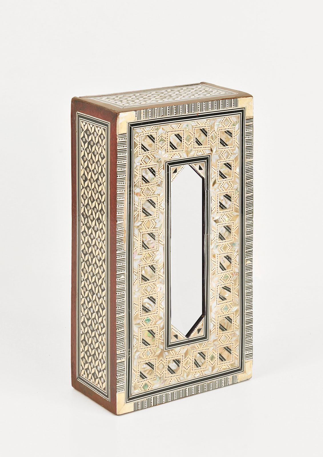 Photo research ‘Al Fassad / La Corruption’