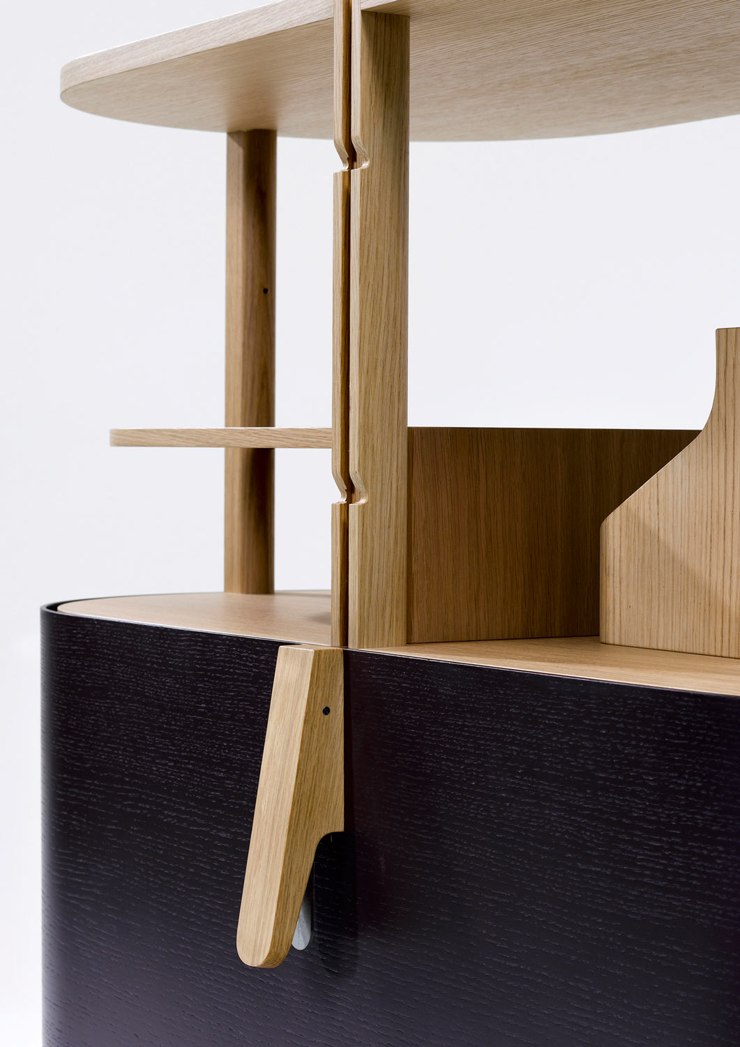 'Etage', storage unit for Röthlisberger