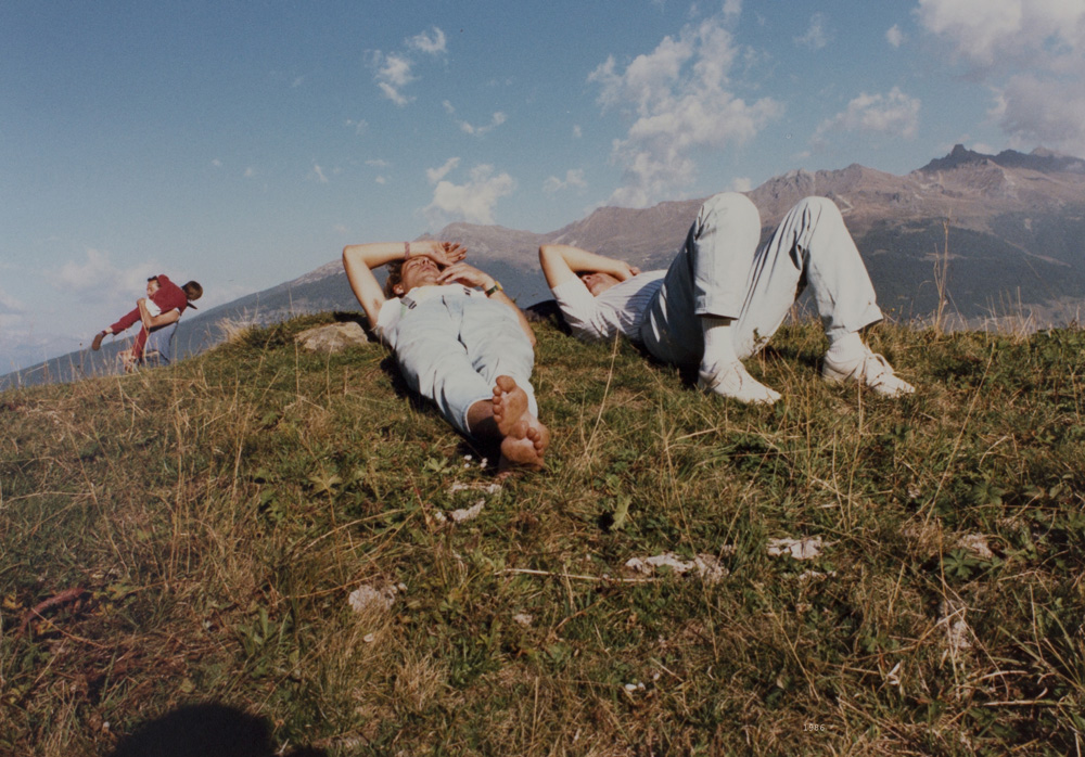 ‘Les cendres au fond du jardin’, photo book
