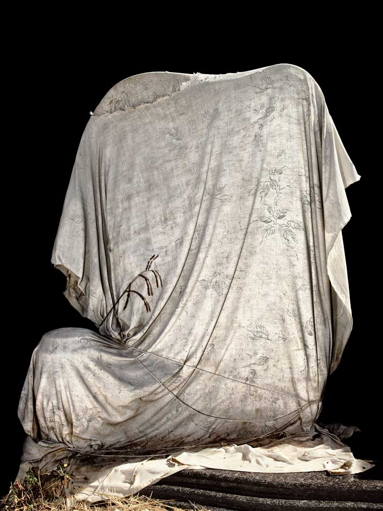 ‘Under Cover’, Series of photographies