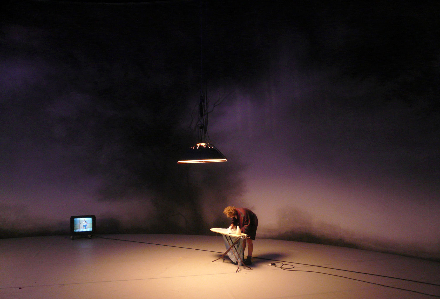 « A Streetcar Named Desire » (Tennessee Williams), Szenografie für das Young Vic Theatre, London