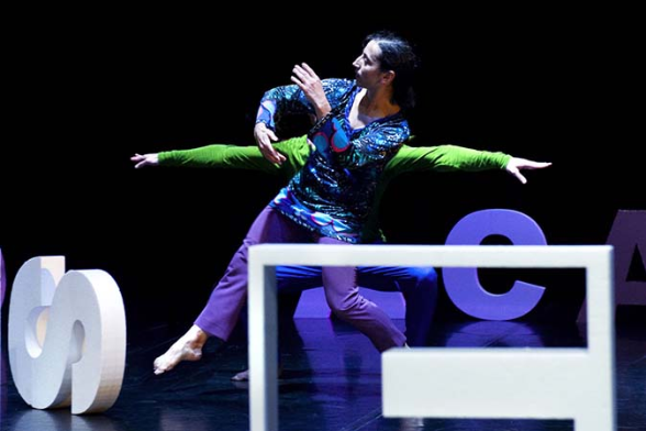 Thomas Hauert/ZOO & Àngels Margarit/Cia Mudances