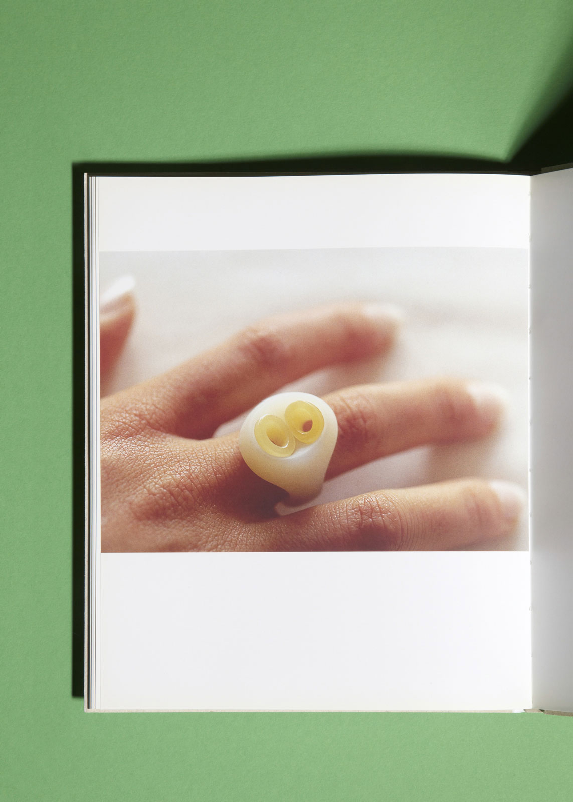 Ring Nylon/Bernstein 1998