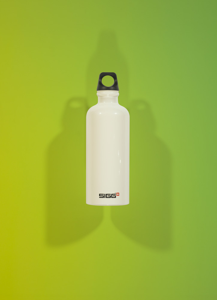 'SIGG THERMO', bouteille thermos / parachute pour Advance / jacket pour ON