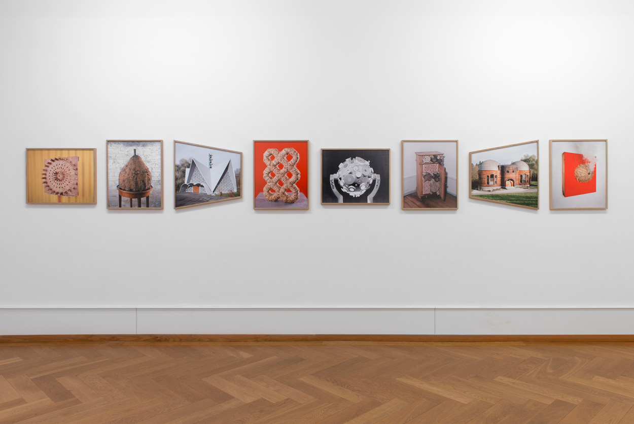 « Apian », série de photographies