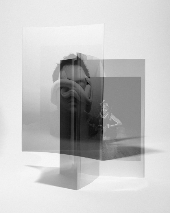 «164° On The Equator», travail photographique et éditorial