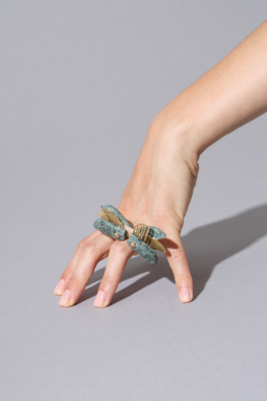 «Anthropode», une série de bijoux