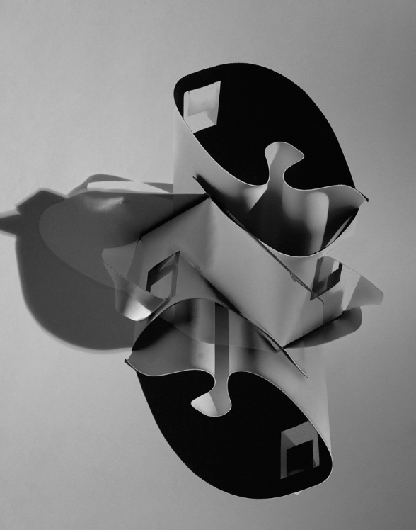 «Urethane Pool», collection de vêtements pour femmes et accessoires