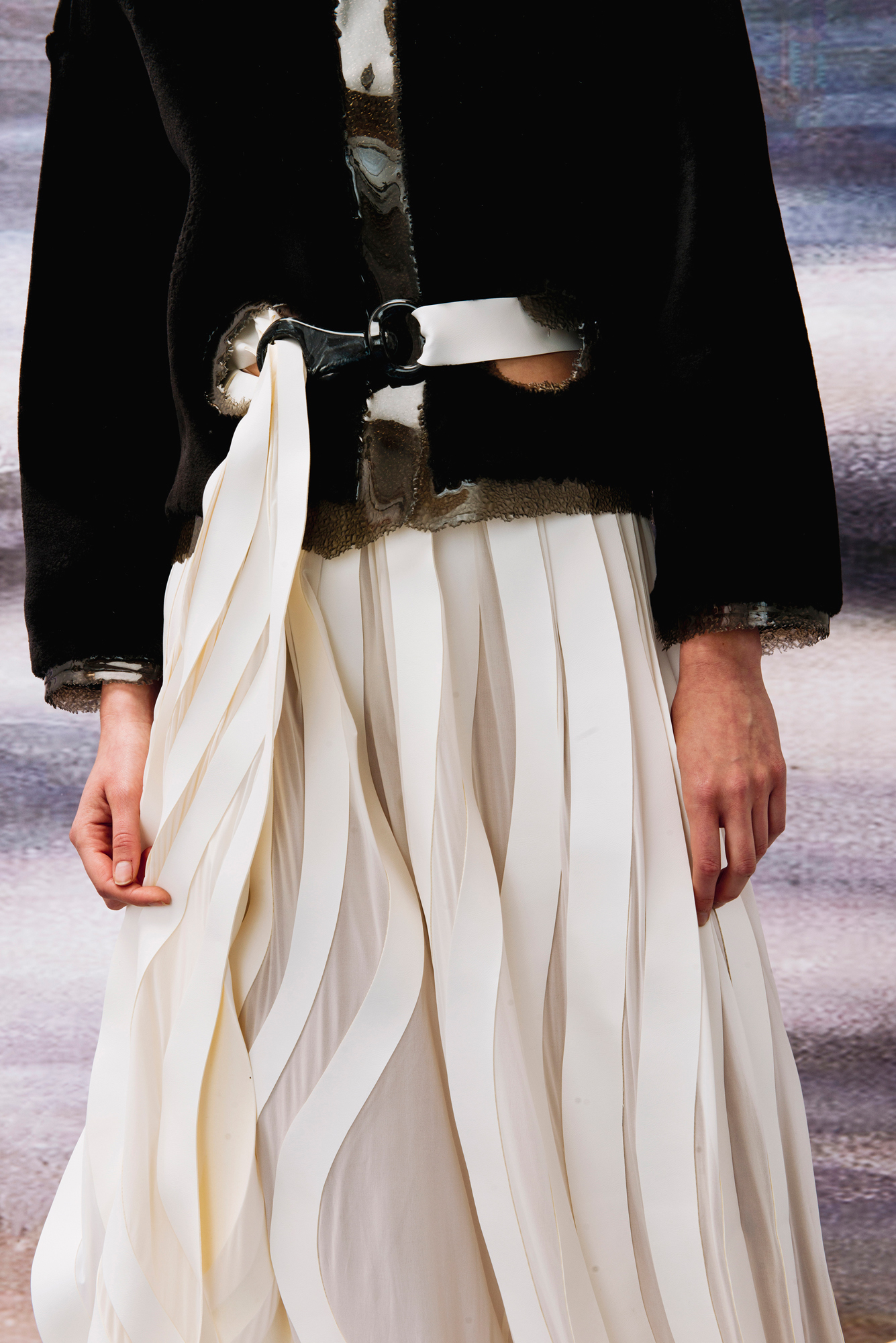 Urethane Pool, chapitre 2 (collection de vêtements pour femmes et accessoires), travail de diplôme (MA), 2017