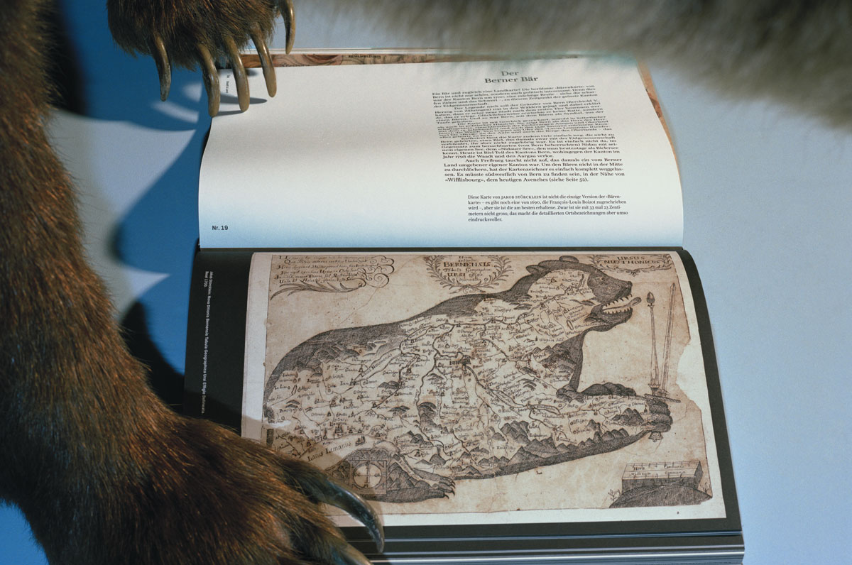 Mit 80 Karten durch die Schweiz. Eine Zeitreise