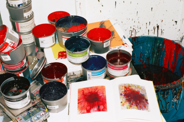 Christian Marclay. Liquids